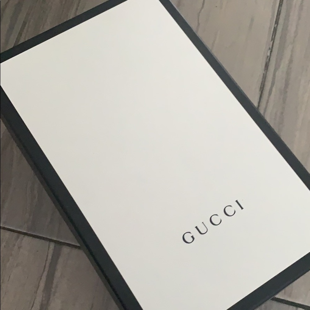 sneakers - Picture 3 of 3